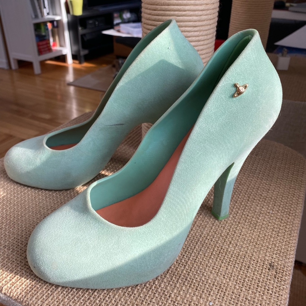 VIVIENNE WESTWOOD ANGLOMANIA X MELISSA